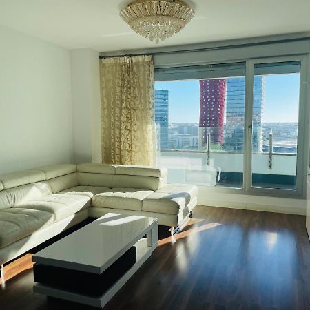 Fira De Barcelona City View Apartment With Garage Parking L’Hospitalet de Llobregat Zewnętrze zdjęcie
