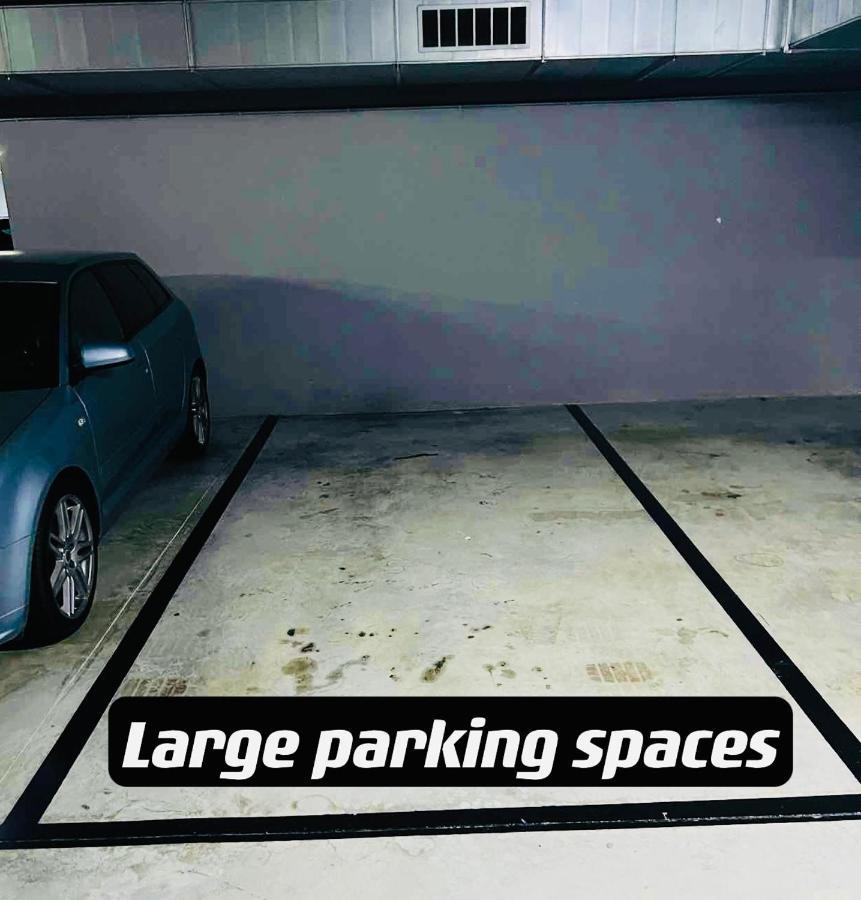 Fira De Barcelona City View Apartment With Garage Parking L’Hospitalet de Llobregat Zewnętrze zdjęcie