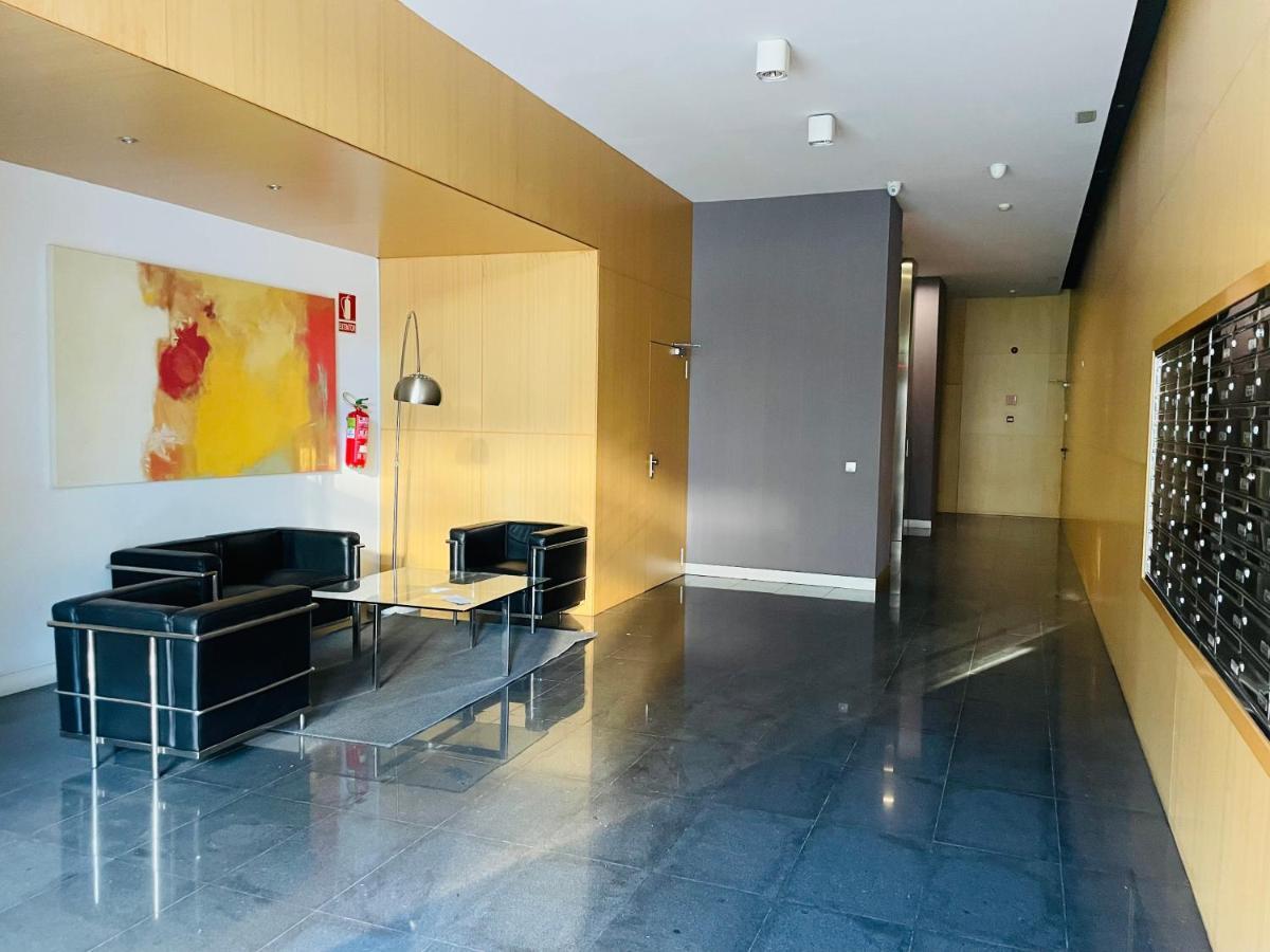 Fira De Barcelona City View Apartment With Garage Parking L’Hospitalet de Llobregat Zewnętrze zdjęcie